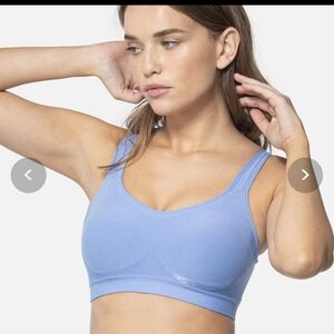 Underoutfit Comfort Shaping Bra